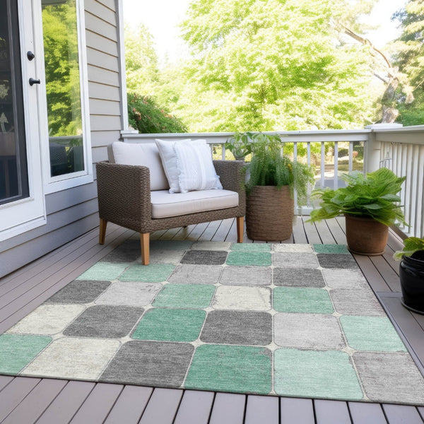 HomeRoots 5' Modern Mint Green and Gray Geometric Washable Area Rug for Indoor and Outdoor Durability 5' X 8' 626943