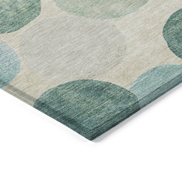 HomeRoots 5' Durable Indoor Outdoor Area Rug in Teal Blue Green and Ivory Geometric Design for Easy Care 8' Round 627046
