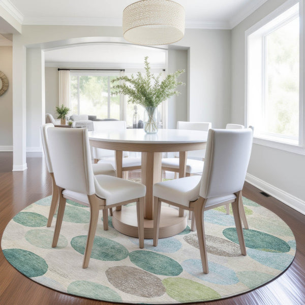 HomeRoots 5' Durable Indoor Outdoor Area Rug in Teal Blue Green and Ivory Geometric Design for Easy Care 8' Round 627046