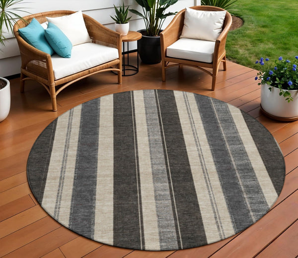 HomeRoots 5' Classic Black and Ivory Striped Washable Indoor-Outdoor Area Rug for Stylish, Durable Living Spaces 8' Round 627082