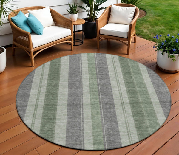 HomeRoots 5' Durable Green and Gray Striped Washable Area Rug for Indoor and Outdoor High-Traffic Spaces 8' Round 627094