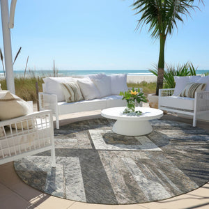 HomeRoots 5' Modern Brown and Gray Geometric Area Rug - Durable, Washable, Indoor/Outdoor Versatile Design 8' Round 627106