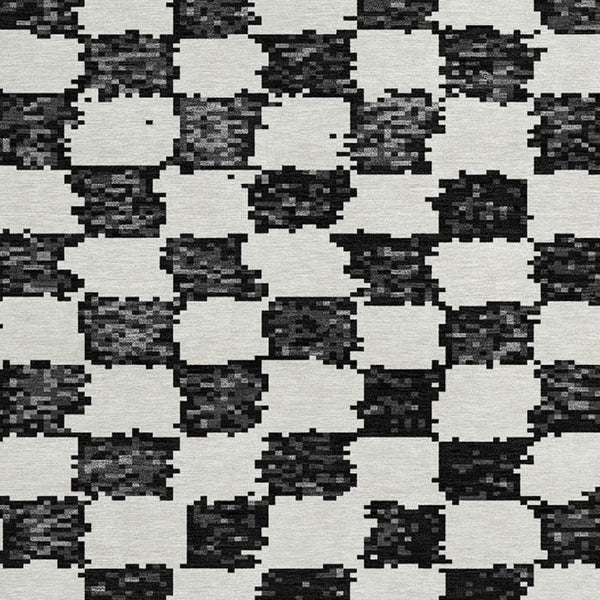 HomeRoots 5' Black and Ivory Geometric Area Rug – Durable, Washable, Perfect for Indoor and Outdoor Spaces 8' Round 627190