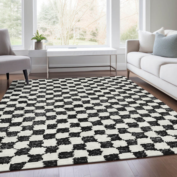 HomeRoots 5' Black and Ivory Geometric Area Rug – Durable, Washable, Perfect for Indoor and Outdoor Spaces 8' X 10' 627191