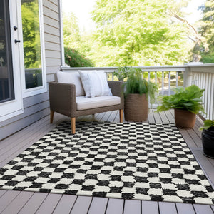 HomeRoots 5' Black and Ivory Geometric Area Rug – Durable, Washable, Perfect for Indoor and Outdoor Spaces 9' X 12' 627192