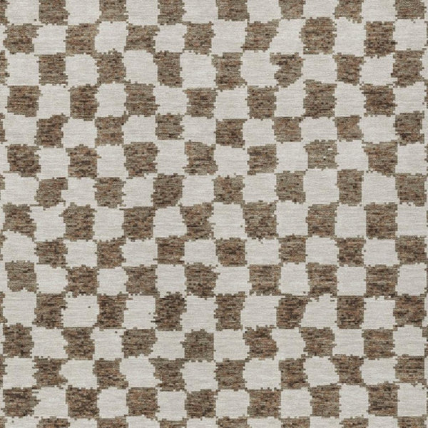 HomeRoots 5' Brown and Ivory Geometric Indoor Outdoor Area Rug - Stylish, Washable, and Durable for All Spaces 5' X 8' 627195