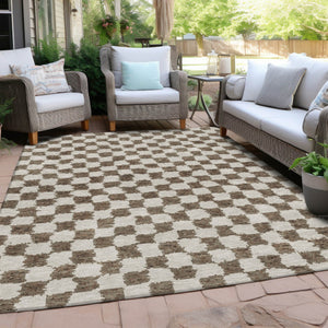 HomeRoots 5' Brown and Ivory Geometric Indoor Outdoor Area Rug - Stylish, Washable, and Durable for All Spaces 10' X 14' 627199