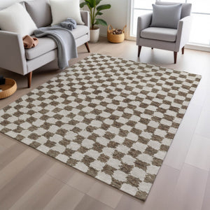 HomeRoots 5' Brown and Ivory Geometric Indoor Outdoor Area Rug - Stylish, Washable, and Durable for All Spaces 10' X 14' 627199