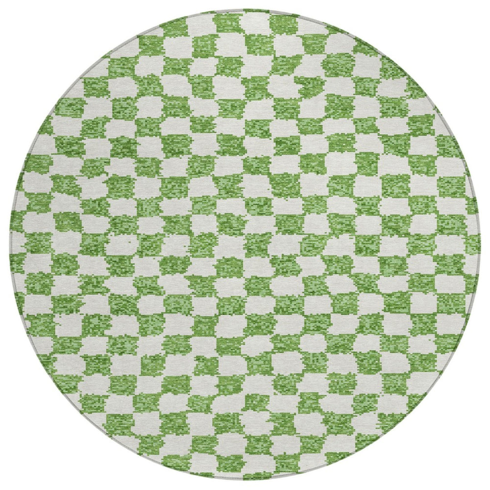 HomeRoots 5' Green and Ivory Geometric Area Rug - Stylish, Washable, Durable for Indoor and Outdoor Spaces 8' Round 627202