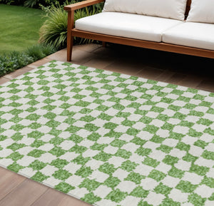 HomeRoots 5' Green and Ivory Geometric Area Rug - Stylish, Washable, Durable for Indoor and Outdoor Spaces 8' X 10' 627203