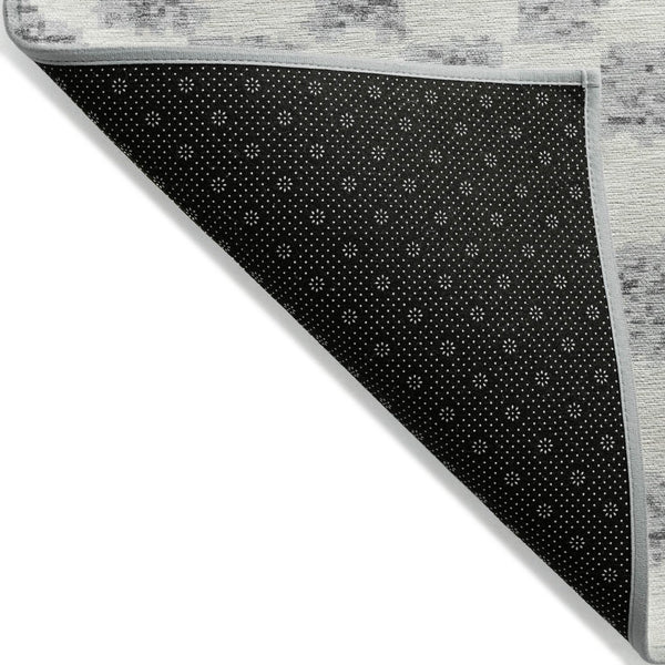 HomeRoots 5' Gray and Ivory Geometric Area Rug - Stylish, Washable, Durable for Indoor and Outdoor Spaces 5' X 8' 627207