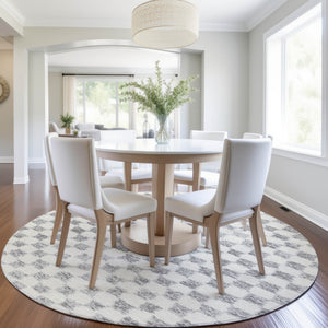 HomeRoots 5' Gray and Ivory Geometric Area Rug - Stylish, Washable, Durable for Indoor and Outdoor Spaces 8' Round 627208