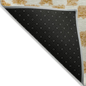 HomeRoots 5' Orange and Ivory Geometric Area Rug - Stylish, Washable Design for Indoor and Outdoor Spaces 8' Round 627220