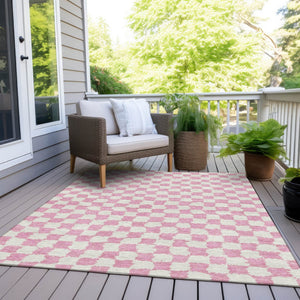 HomeRoots 5' Pink and Ivory Geometric Area Rug - Washable, Durable for Indoor & Outdoor Use, Stylish Design 5' X 8' 627225