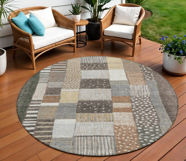 HomeRoots 5' Versatile Brown Ivory and Gray Geometric Area Rug - Durable, Washable Design for Indoor and Outdoor Use 8' Round 627280
