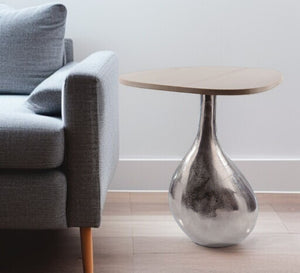 Homeroots 22" Beige And Silver Pedestal End Table - Modern Cast Aluminum With Marble Top For Stylish Accents   627515