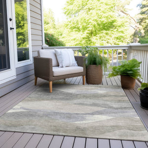 HomeRoots 5' Beige and Gray Abstract Area Rug - Stylish, Washable Indoor/Outdoor Design for High-Traffic Spaces 10' X 14' 627598
