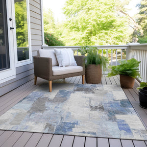 HomeRoots 5' Denim Blue and Ivory Abstract Area Rug – Stylish Washable Design for Indoor and Outdoor Use 5' X 8' 627630