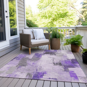 HomeRoots 5' Artistic Lavender and Ivory Abstract Area Rug - Washable, Durable, Indoor/Outdoor Style for Home 8' X 10' 627650