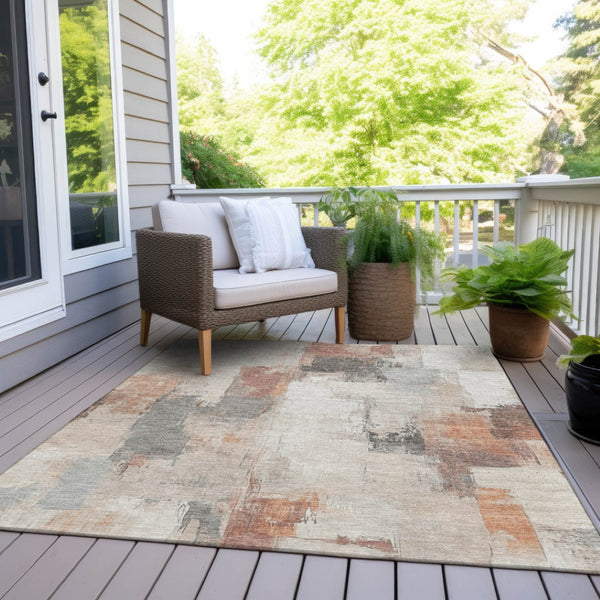 HomeRoots 5' Abstract Rust and Ivory Washable Area Rug – Durable, Stylish Indoor/Outdoor Essential for Any Space 5' X 8' 627660