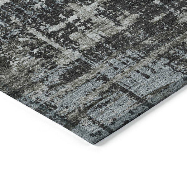 HomeRoots 5' Charcoal and Gray Geometric Washable Area Rug – Stylish Indoor/Outdoor Solution for Any Space 8' Round 627691