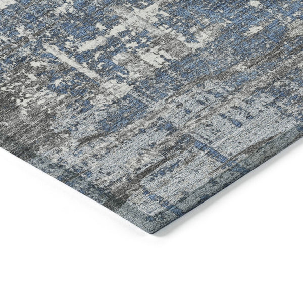 HomeRoots 5' Contemporary Denim Blue and Gray Geometric Area Rug – Durable, Washable for Indoor/Outdoor Use 8' Round 627697