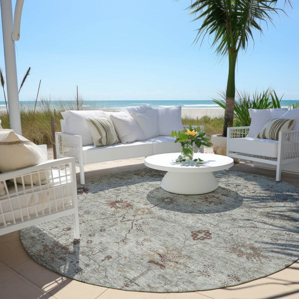 HomeRoots 5' Gray and Copper Floral Area Rug - Stylish, Washable Design for Indoor and Outdoor Spaces 8' Round 627805