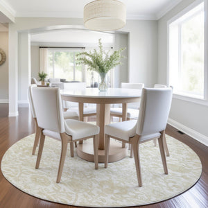 HomeRoots 5' Elegant Ivory and Beige Floral Area Rug - Stylish Washable Design for Indoor and Outdoor Spaces 8' Round 627817