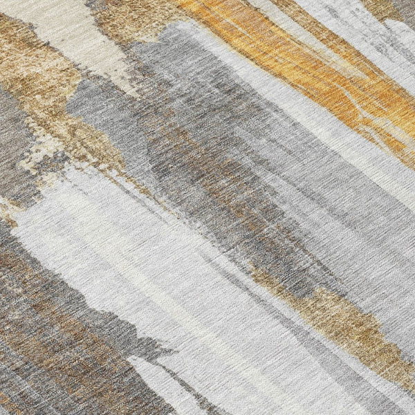 HomeRoots 5' Elegant Ivory and Gold Abstract Area Rug - Durable, Machine Washable for Indoor and Outdoor Use 8' Round 627949