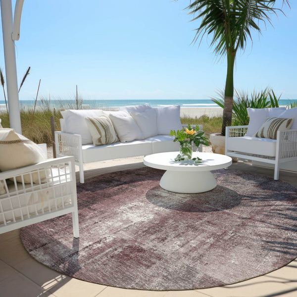 HomeRoots 5' Modern Blush and Ivory Abstract Indoor Outdoor Area Rug - Stylish, Durable, and Easy to Clean! 8' Round 627973