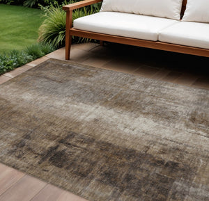HomeRoots 5' Modern Abstract Brown and Ivory Washable Area Rug for Indoor and Outdoor Spaces, Easy Care 8' X 10' 627980