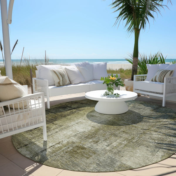 HomeRoots 5' Olive Green and Ivory Abstract Area Rug - Stylish, Durable, and Washable for Indoor or Outdoor Use 8' Round 627997