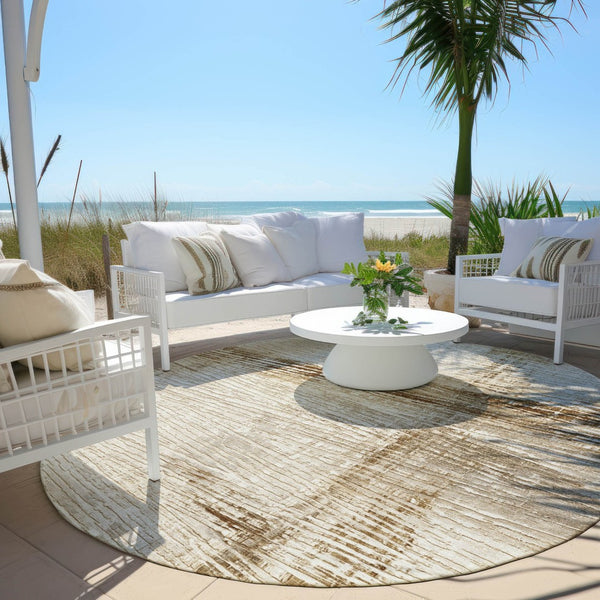 HomeRoots 5' Durable Striped Indoor Outdoor Area Rug - Classic Ivory and Beige, Easy Care for Any Space 8' Round 628021