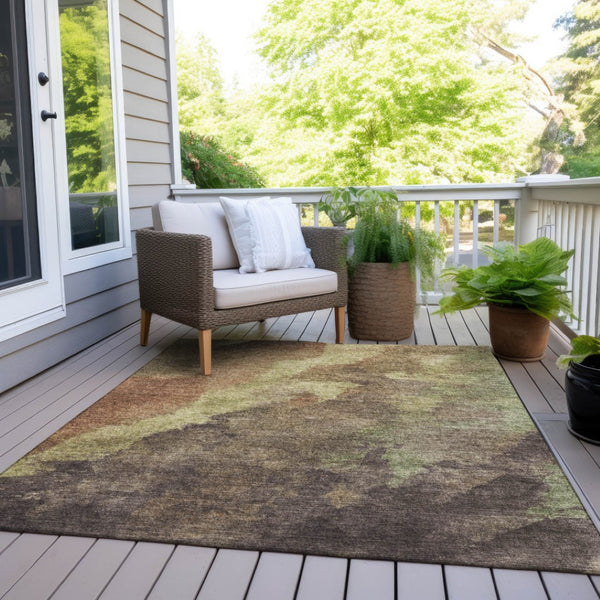 HomeRoots 5' Abstract Area Rug in Brown and Fern Green - Durable, Washable, Perfect for Indoor and Outdoor Use 9' X 12' 628101