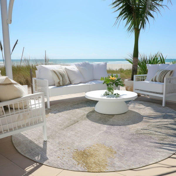 HomeRoots 5' Contemporary Beige and Taupe Abstract Washable Area Rug for Indoor and Outdoor Spaces 8' Round 628238