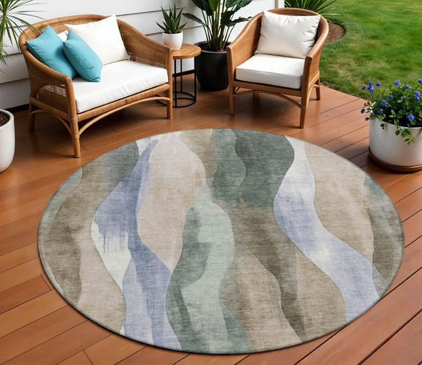 HomeRoots 5' Stylish Beige and Denim Blue Abstract Area Rug – Durable, Washable Indoor/Outdoor Design for Any Space 8' Round 628328