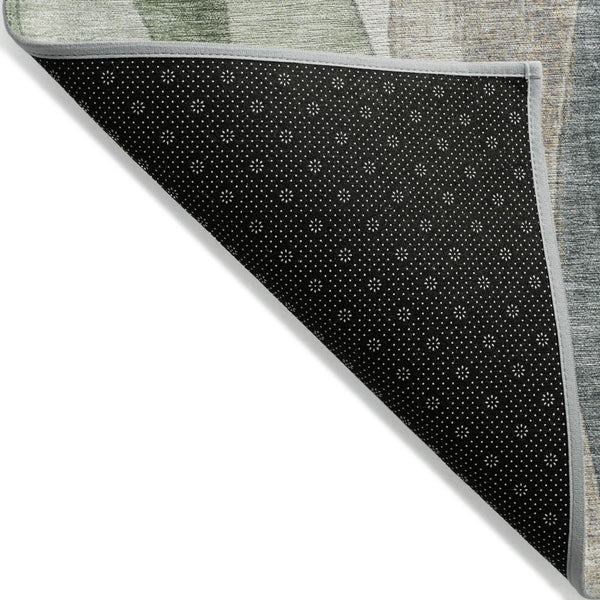 HomeRoots 5' Contemporary Fern Green & Gray Abstract Washable Area Rug for Indoor & Outdoor Spaces 8' Round 628340