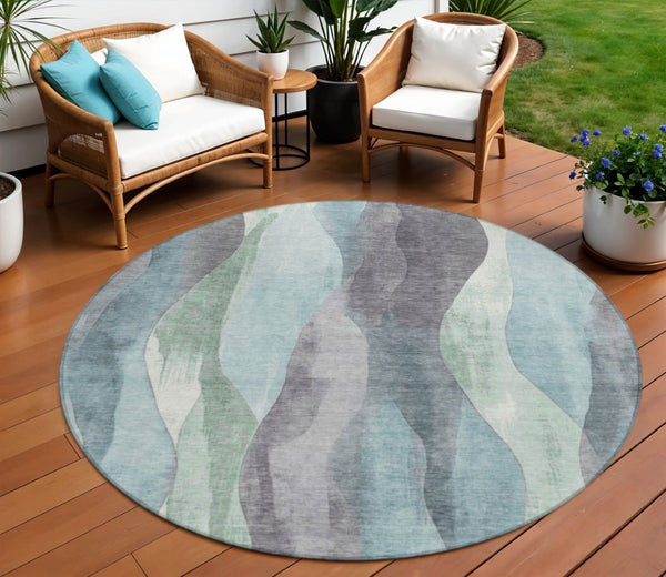 HomeRoots 5' Abstract Washable Area Rug in Teal Blue & Fern Green - Stylish Indoor/Outdoor Design for Any Space 8' Round 628352