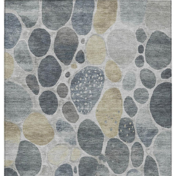 HomeRoots 5' Modern Geometric Washable Area Rug in Soft Pewter Beige and Ivory for Indoor and Outdoor Use 5' X 8' 628435
