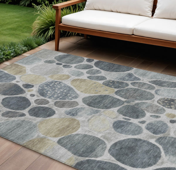 HomeRoots 5' Modern Geometric Washable Area Rug in Soft Pewter Beige and Ivory for Indoor and Outdoor Use 9' X 12' 628438