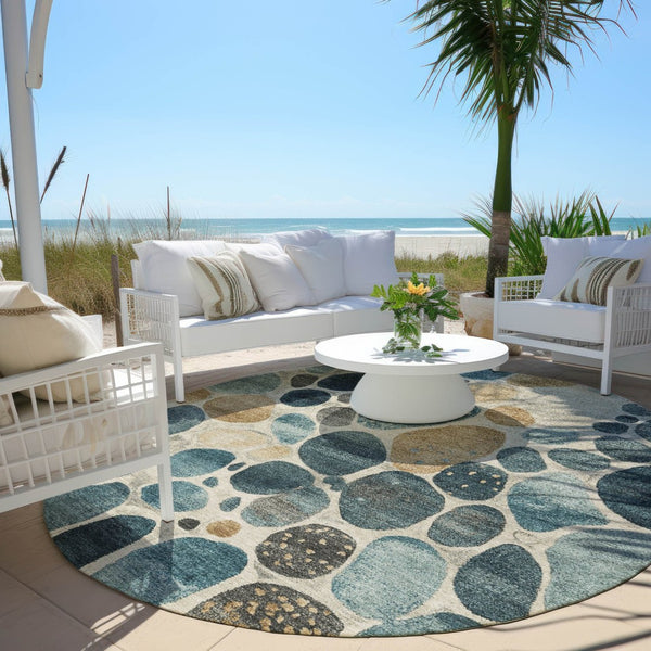 HomeRoots 5' Vibrant Teal Blue and Beige Geometric Indoor/Outdoor Area Rug for Modern Spaces, Washable Design 8' Round 628442
