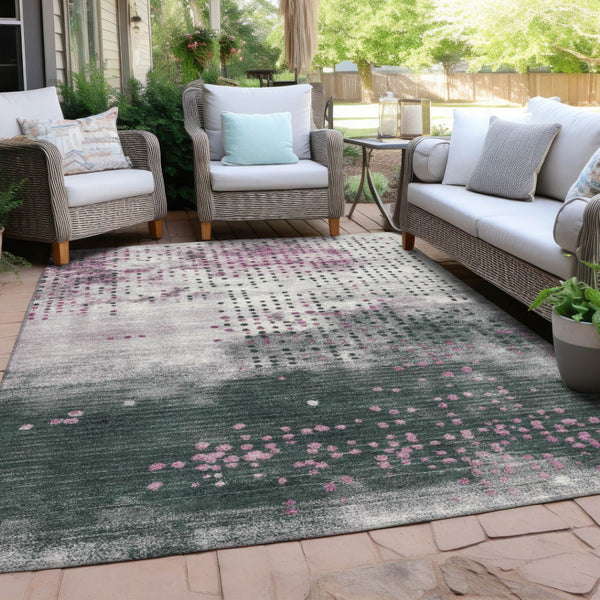 HomeRoots 5' Stylish Blush and Emerald Geometric Area Rug - Durable, Washable Design for Indoor & Outdoor Use 5' X 8' 628477