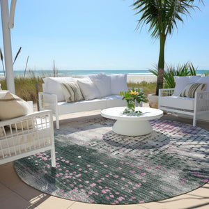HomeRoots 5' Stylish Blush and Emerald Geometric Area Rug - Durable, Washable Design for Indoor & Outdoor Use 8' Round 628478