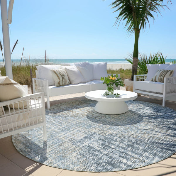 HomeRoots 5' Durable Denim Blue and Beige Geometric Washable Area Rug for Indoor and Outdoor Spaces 8' Round 628502