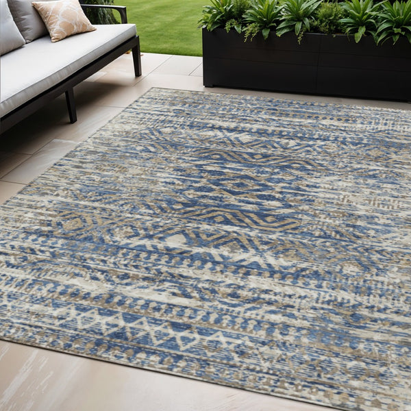 HomeRoots 5' Moroccan-Style Washable Area Rug in Blue and Beige for Indoor and Outdoor High-Traffic Spaces 5' X 8' 628543