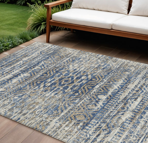 HomeRoots 5' Moroccan-Style Washable Area Rug in Blue and Beige for Indoor and Outdoor High-Traffic Spaces 9' X 12' 628546