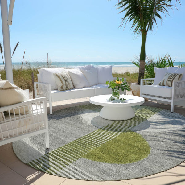 HomeRoots 5' Stylish Olive Green and Gray Geometric Area Rug for Indoor/Outdoor Use – Washable and Durable 8' Round 628652