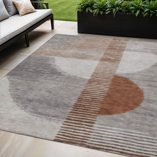 HomeRoots 5' Taupe and Rust Geometric Area Rug - Stylish, Washable Design for Indoor and Outdoor Spaces 5' X 8' 628663