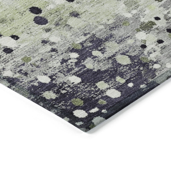 HomeRoots 5' Artichoke Green and Purple Abstract Washable Area Rug for Stylish Indoor and Outdoor Spaces 8' Round 628838