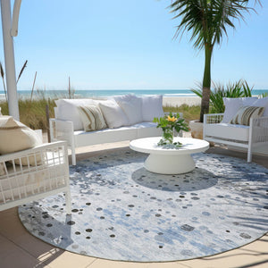 HomeRoots 5' Sky Blue and Gray Abstract Area Rug - Durable, Washable Design for Indoor and Outdoor Spaces 8' Round 628856